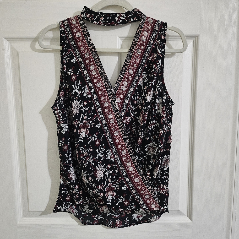 Floral Sleeveless Wrap Top - Black and Red